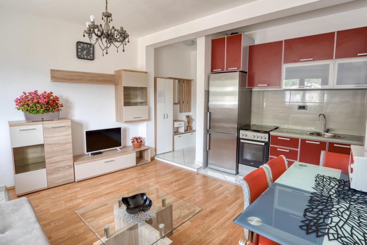 Apartmani Cukic Rafailovici Будва Екстер'єр фото
