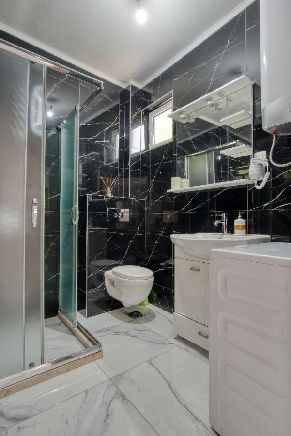 Apartmani Cukic Rafailovici Будва Екстер'єр фото