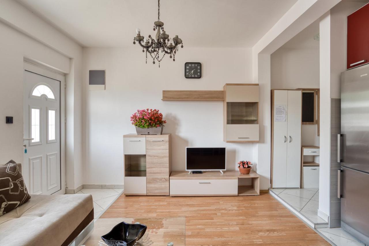 Apartmani Cukic Rafailovici Будва Екстер'єр фото