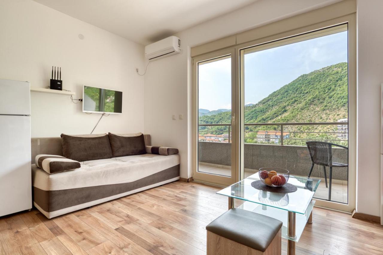 Apartmani Cukic Rafailovici Будва Екстер'єр фото