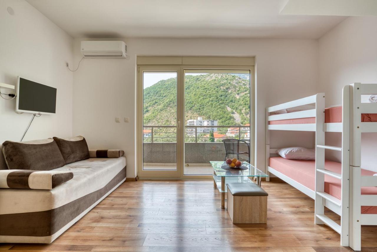 Apartmani Cukic Rafailovici Будва Екстер'єр фото