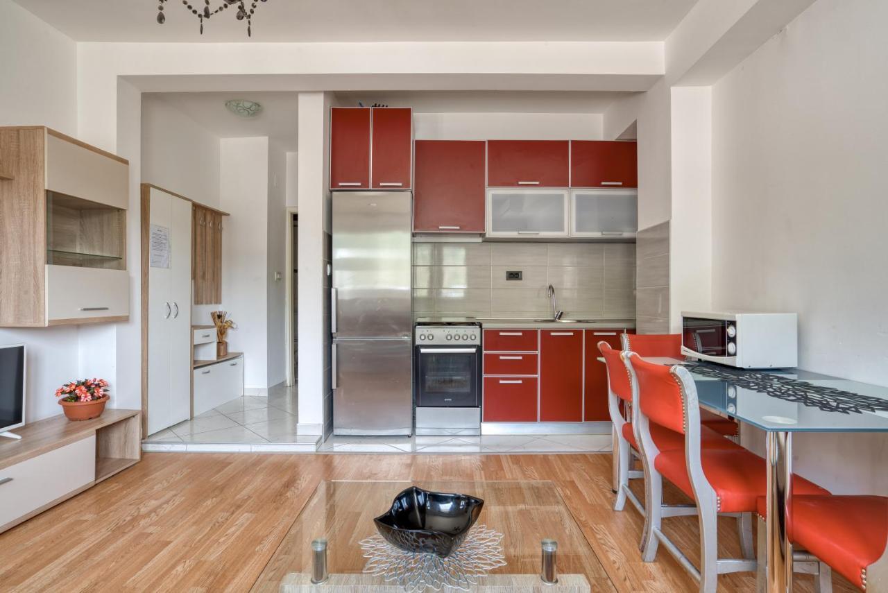 Apartmani Cukic Rafailovici Будва Екстер'єр фото
