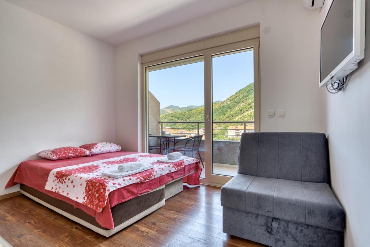 Apartmani Cukic Rafailovici Будва Екстер'єр фото
