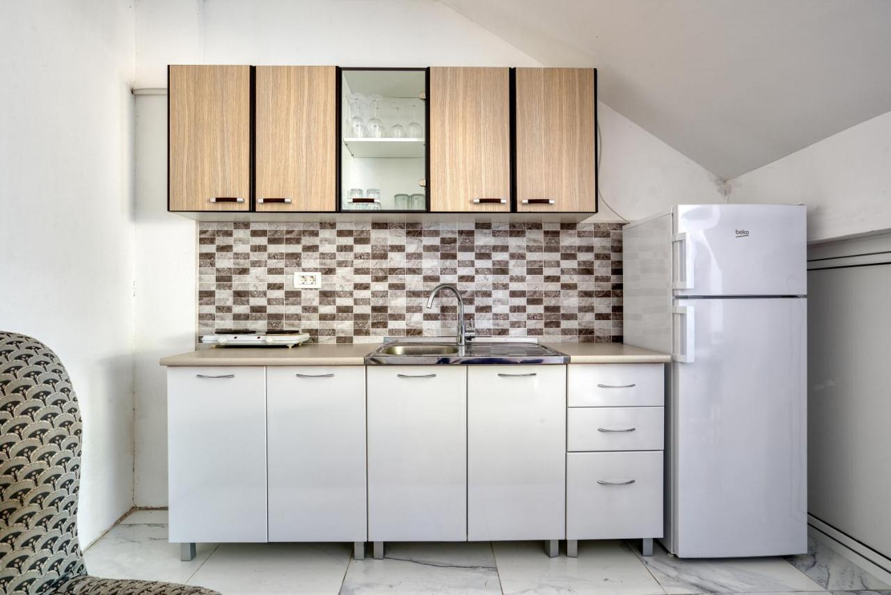 Apartmani Cukic Rafailovici Будва Екстер'єр фото