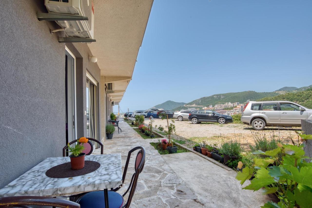 Apartmani Cukic Rafailovici Будва Екстер'єр фото